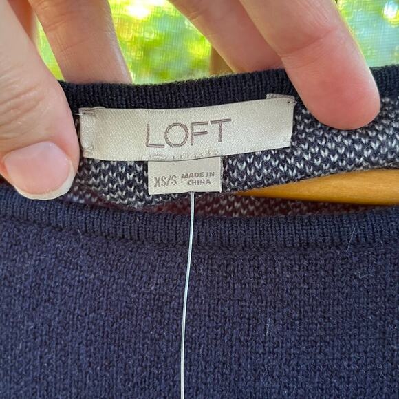 Loft Navy And White Striped Knit Poncho Size XS/S. NEW - Picture 8 of 9